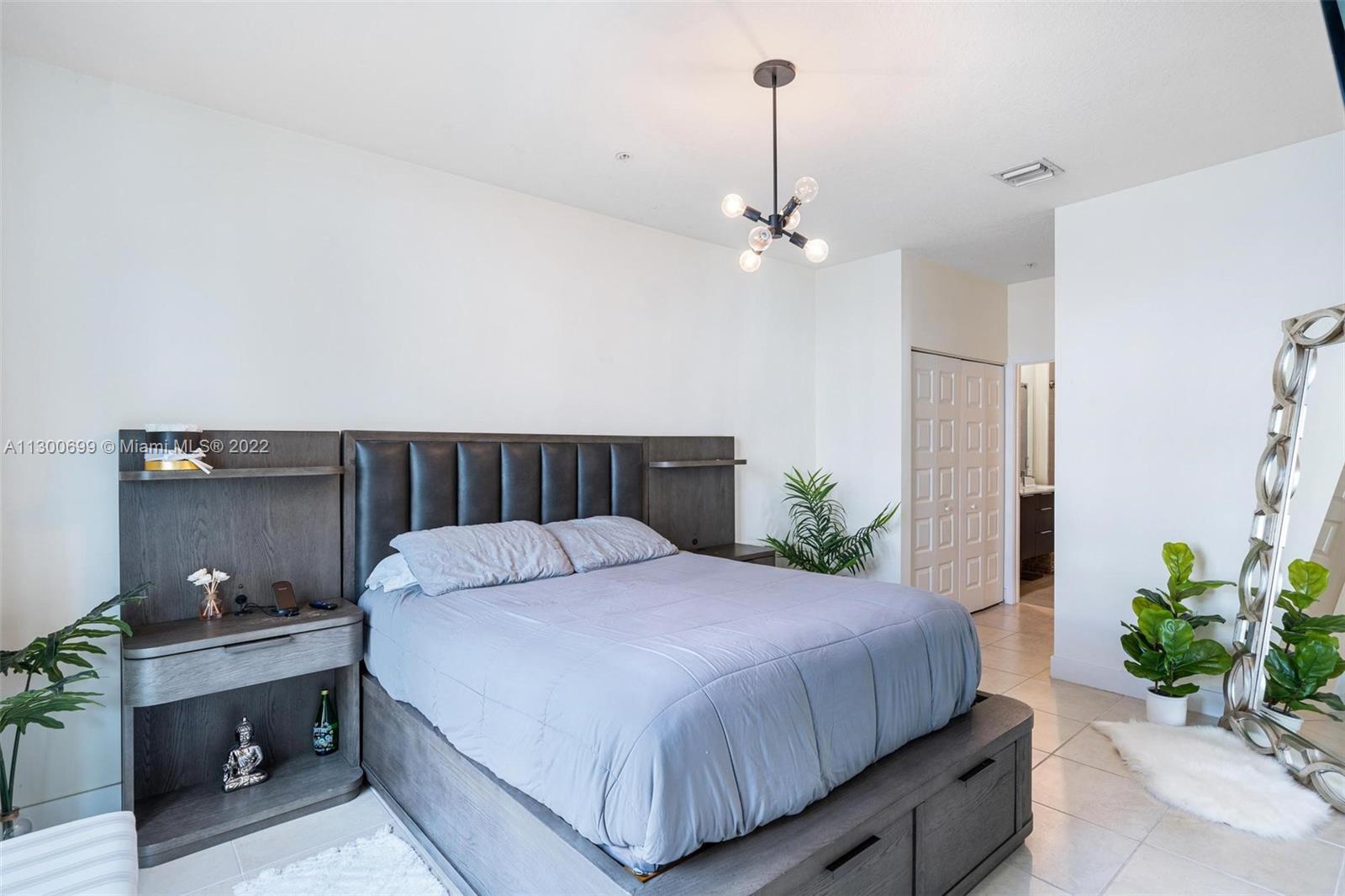 URBANA AT THE RESIDENCES - Residential