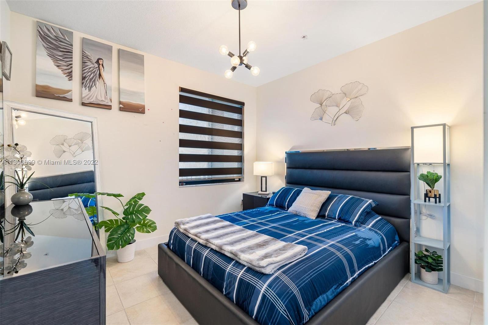 URBANA AT THE RESIDENCES - Residential