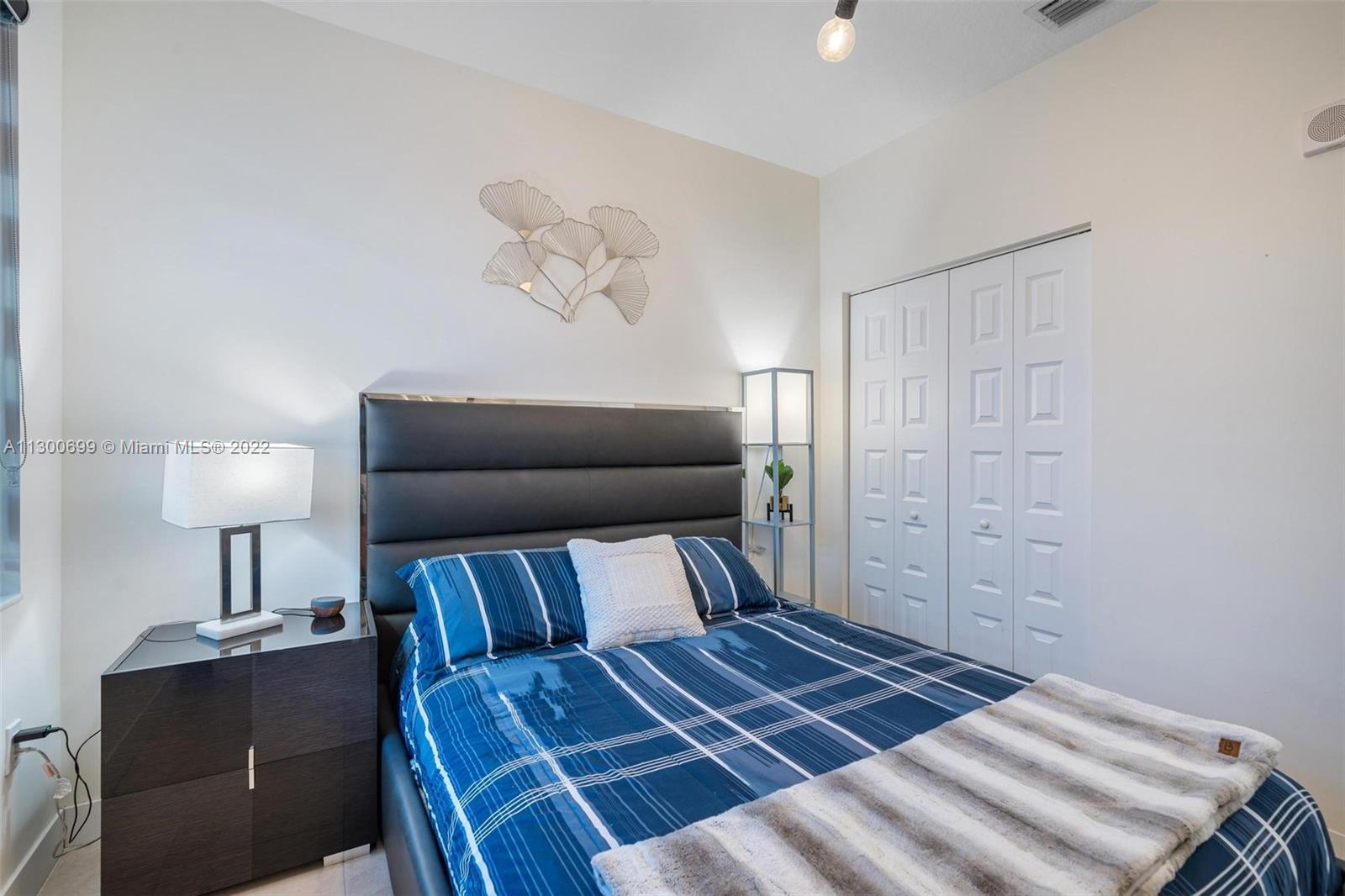 URBANA AT THE RESIDENCES - Residential