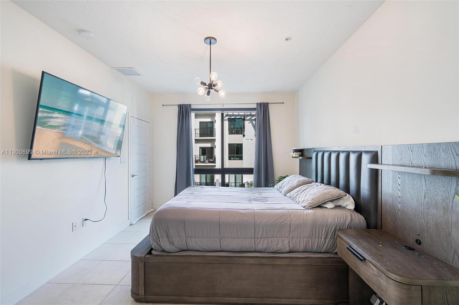 URBANA AT THE RESIDENCES - Residential