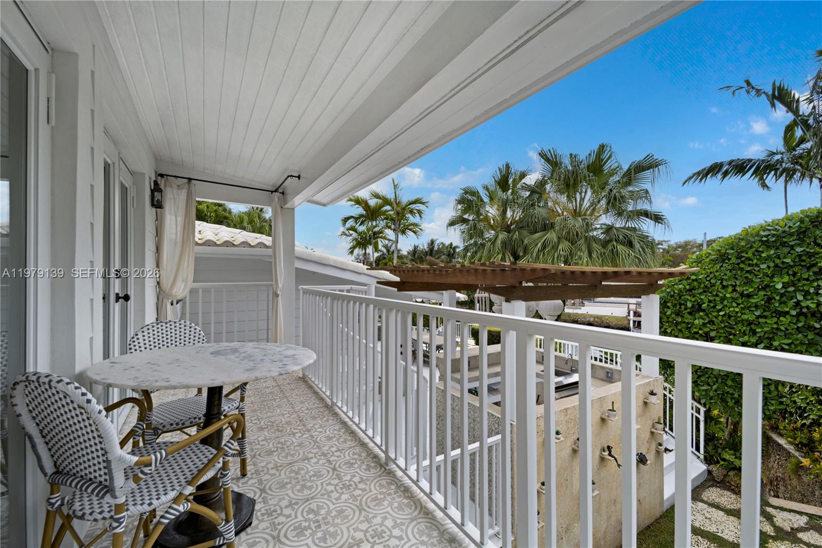 CORAL GABLES RIVIERA SEC - Residential