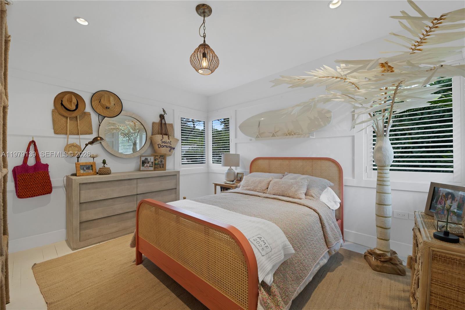 CORAL GABLES RIVIERA SEC - Residential
