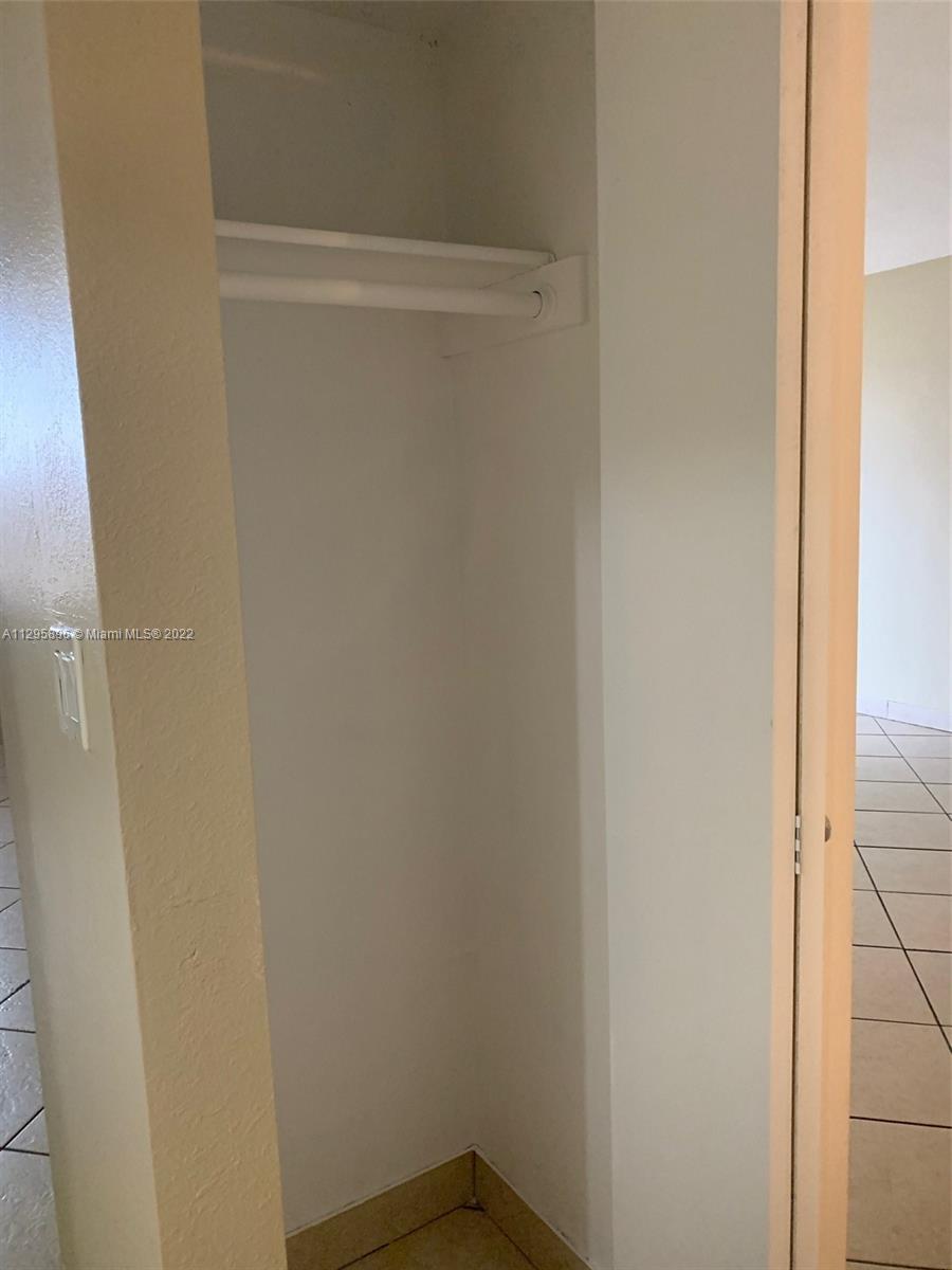 GARDENS OF KENDALL SO CON - Residential Lease
