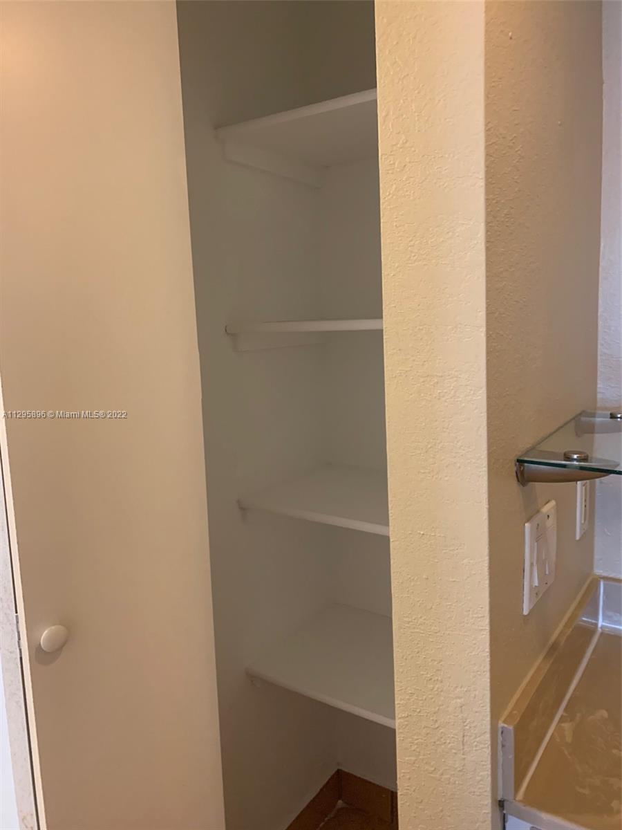 GARDENS OF KENDALL SO CON - Residential Lease