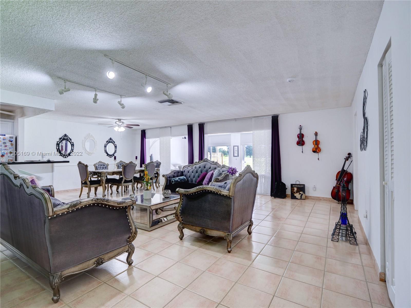 COUNTRY CLUB OF MIAMI FAI - Residential