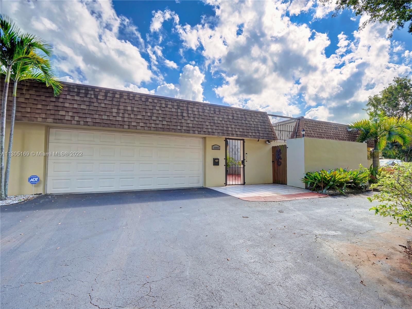 COUNTRY CLUB OF MIAMI FAI - Residential