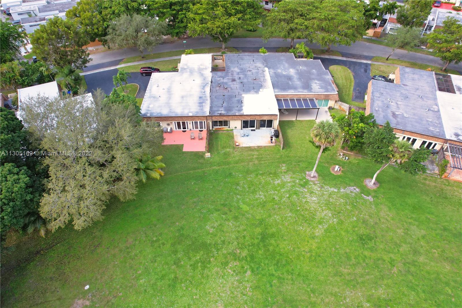COUNTRY CLUB OF MIAMI FAI - Residential