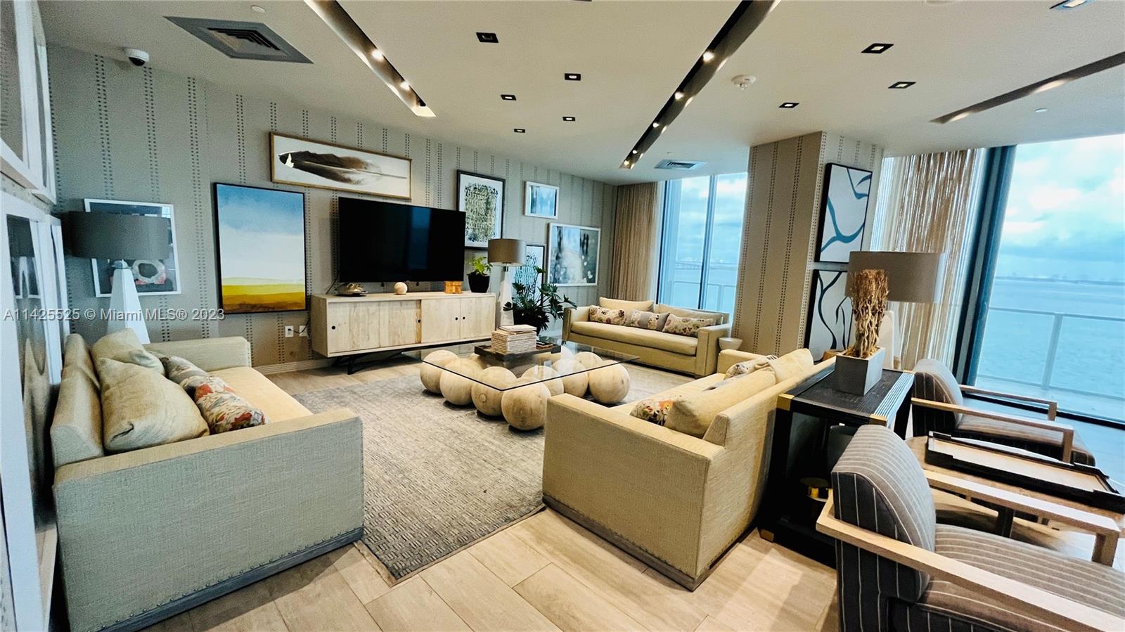 BISCAYNE BEACH CONDO - Residential Lease