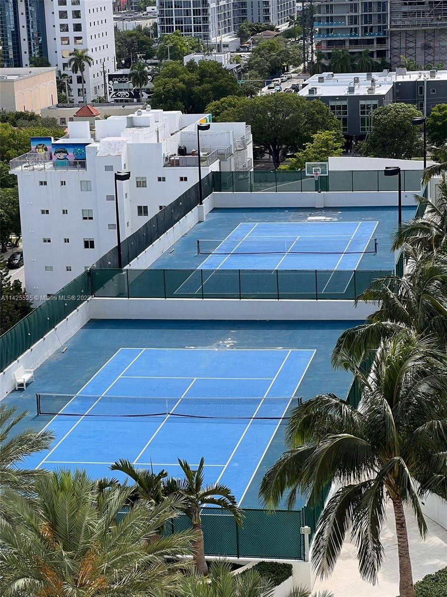 BISCAYNE BEACH CONDO - Residential Lease