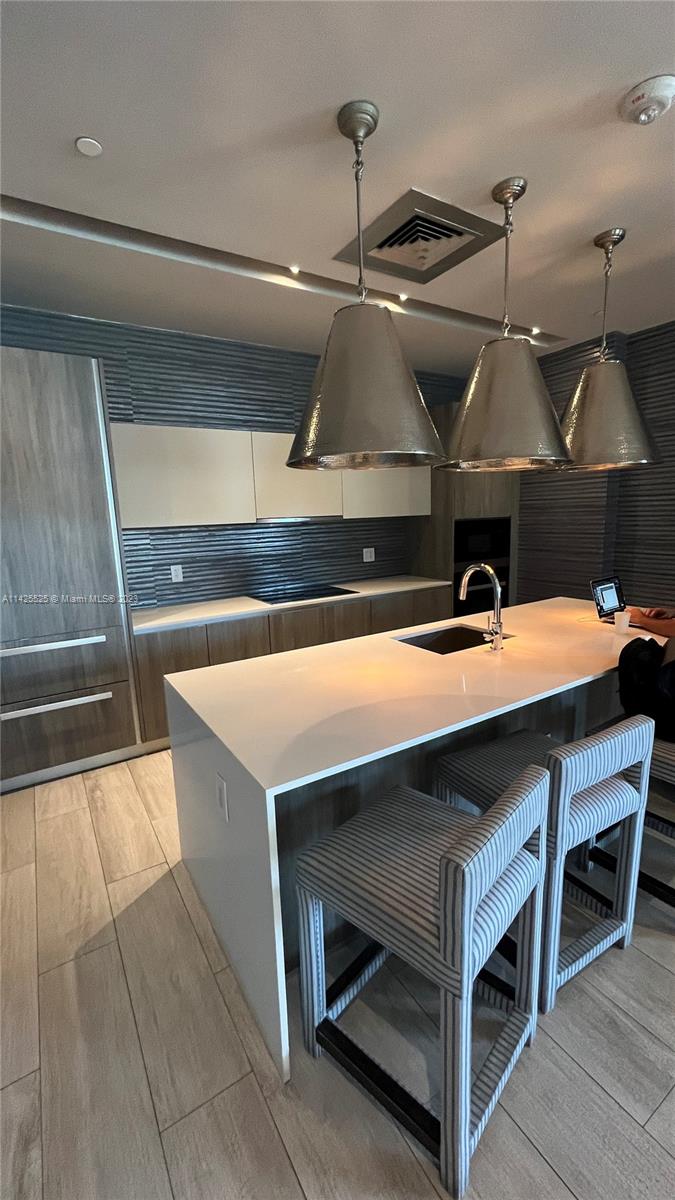 BISCAYNE BEACH CONDO - Residential Lease
