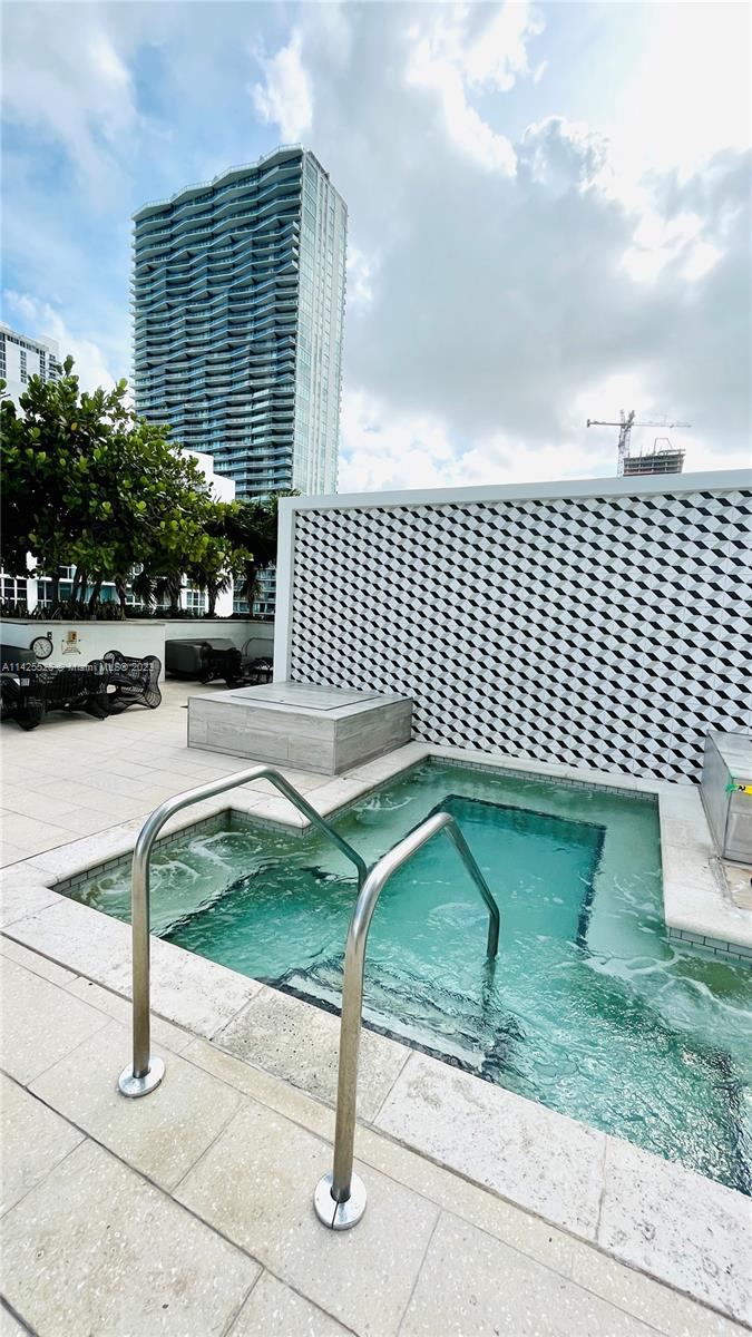 BISCAYNE BEACH CONDO - Residential Lease