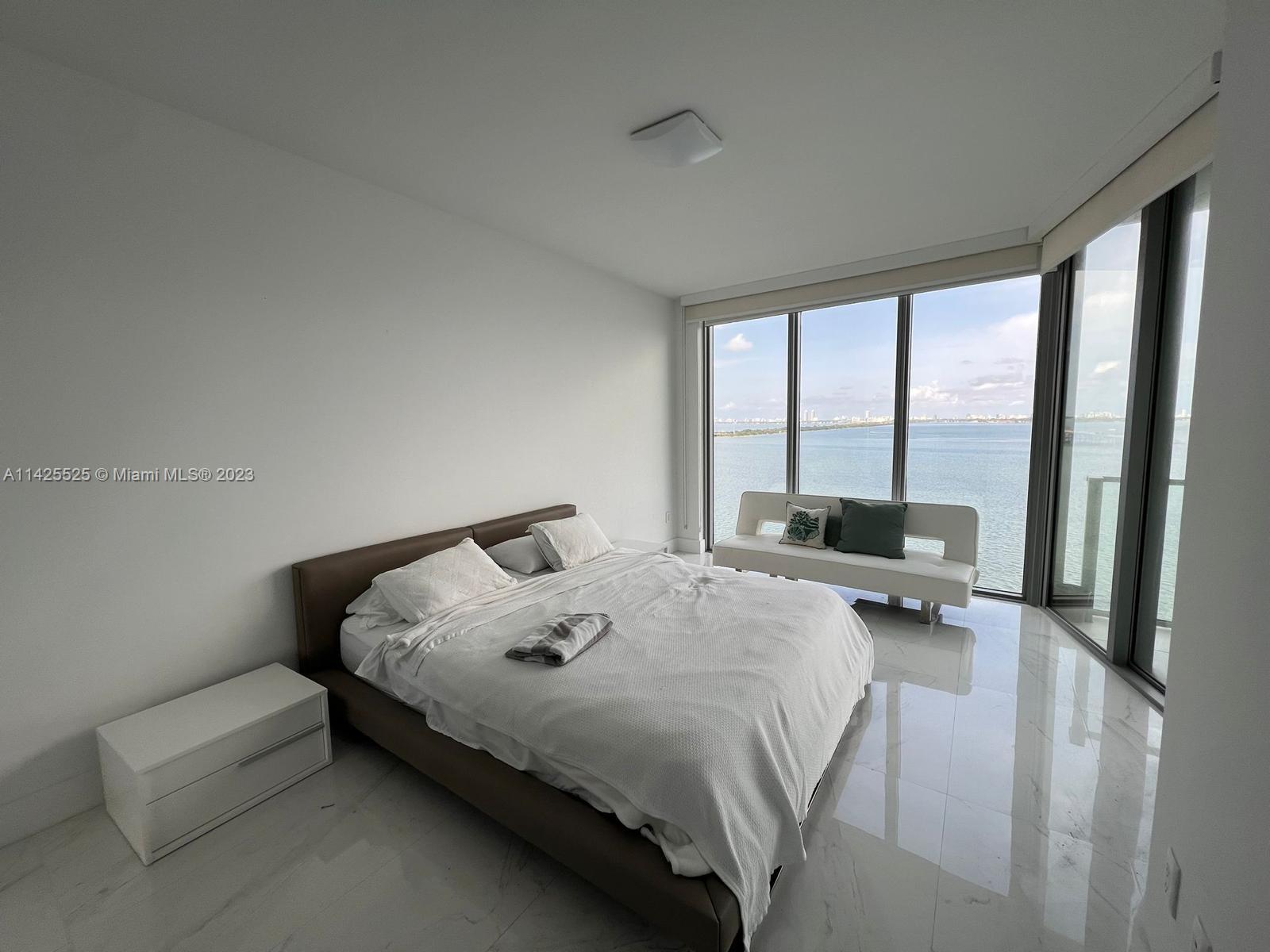 BISCAYNE BEACH CONDO - Residential Lease