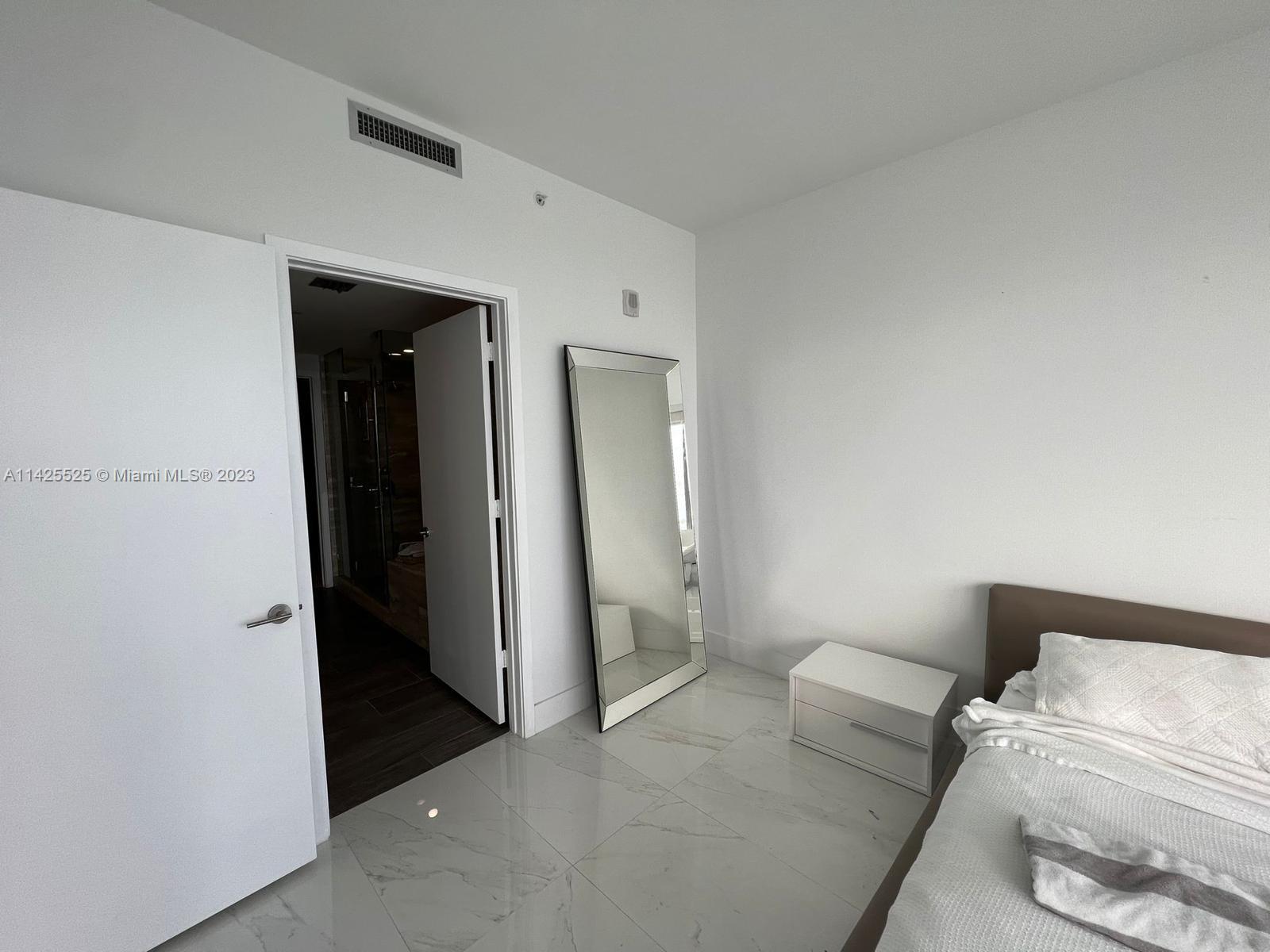 BISCAYNE BEACH CONDO - Residential Lease