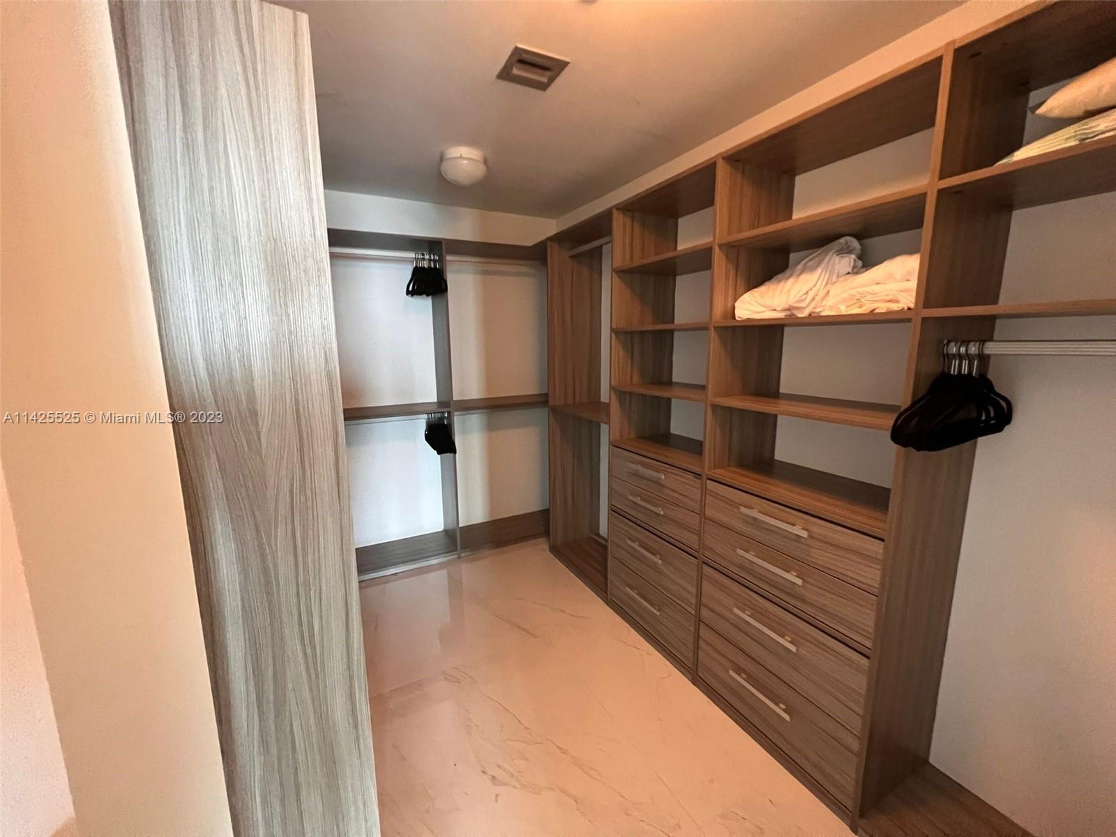 BISCAYNE BEACH CONDO - Residential Lease