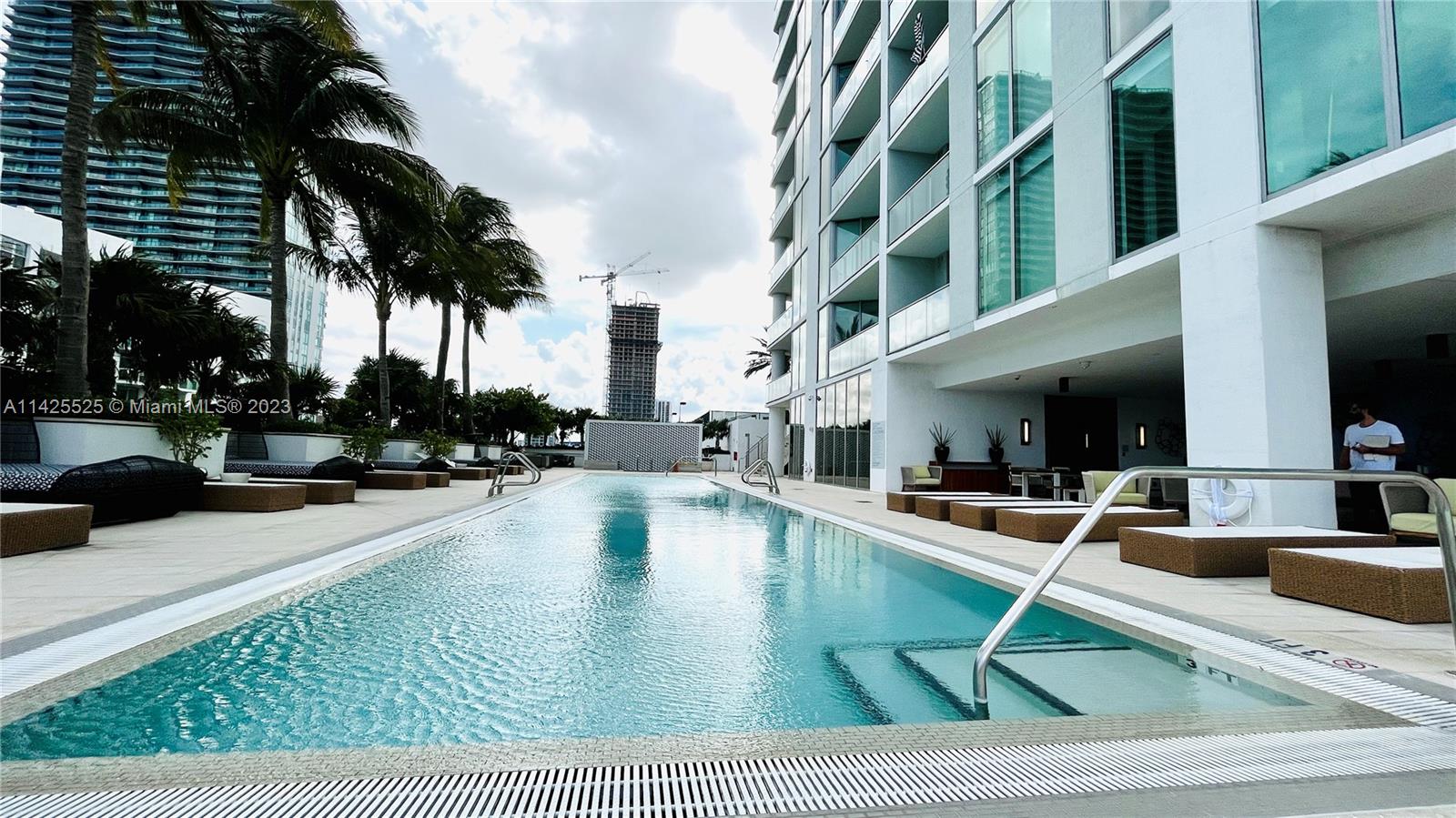 BISCAYNE BEACH CONDO - Residential Lease