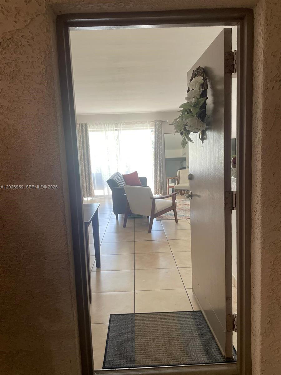 BEAUTIFUL UPDATE APARTMENT IN GREAT CONDITION. TERRIFIC OPPORTUNITY TO OWN A FABULOUS 2/1 IN THE HEART OF KENDALL, TURN KEY UNIT WHITH UPGRADED GRANITE COUNTER TOPS, WHITE CABINETS AND STAINLESS STELL APPLIANCES. A VERY SAPCIOS LIVING/ DINING ROOM AREA ARE JUST A FEW GREAT FEATURE OF THIS PROPERTY, SOMETIES DIFICULT TO SHOW BECAUSE OF TENANS WORK SCHEDULE. UNIT RENTED FOR $2270.00 MONTLHY TIL OCTUBER 31 2026