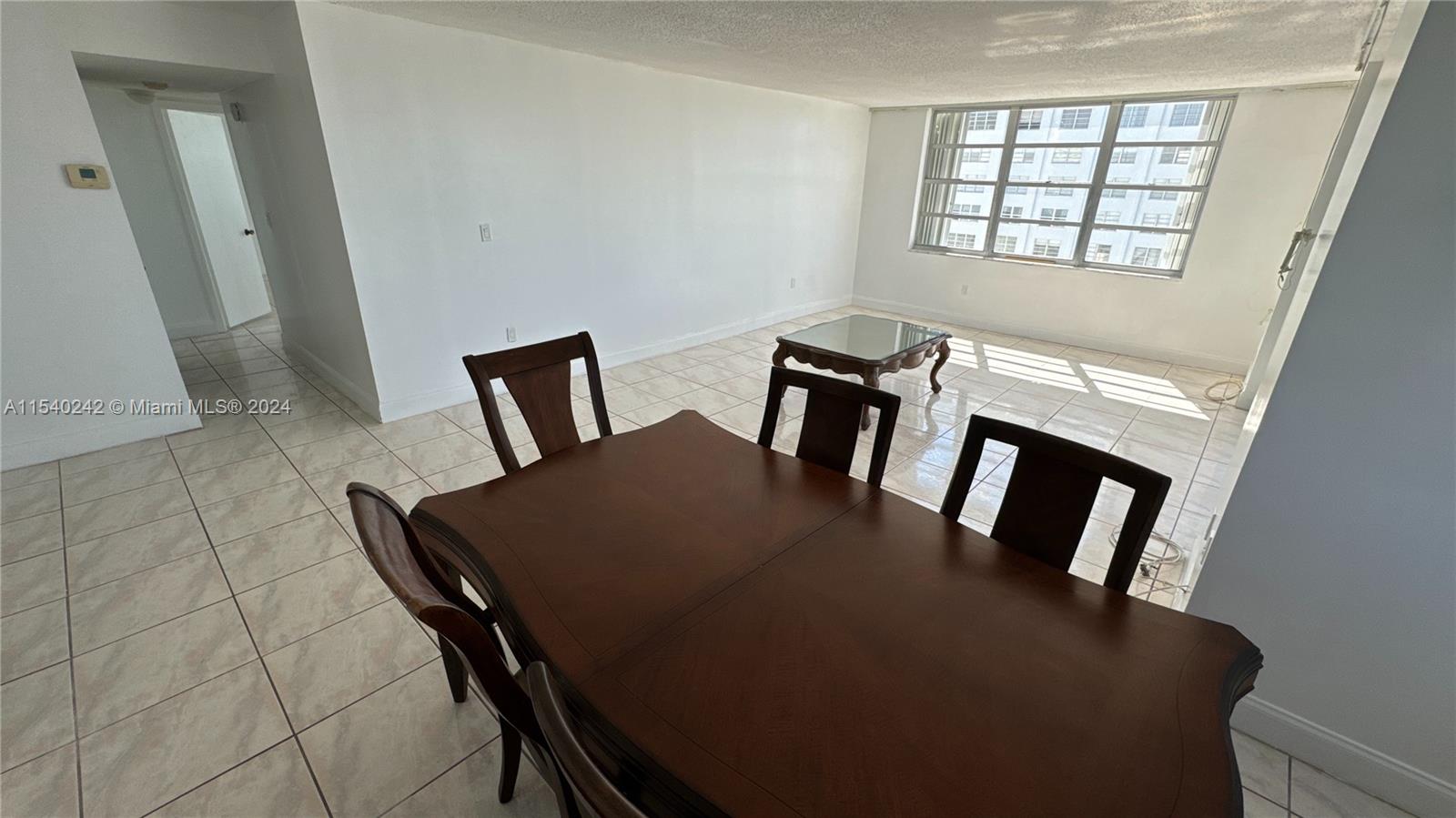 COMMODORE PLAZA CONDO - Residential