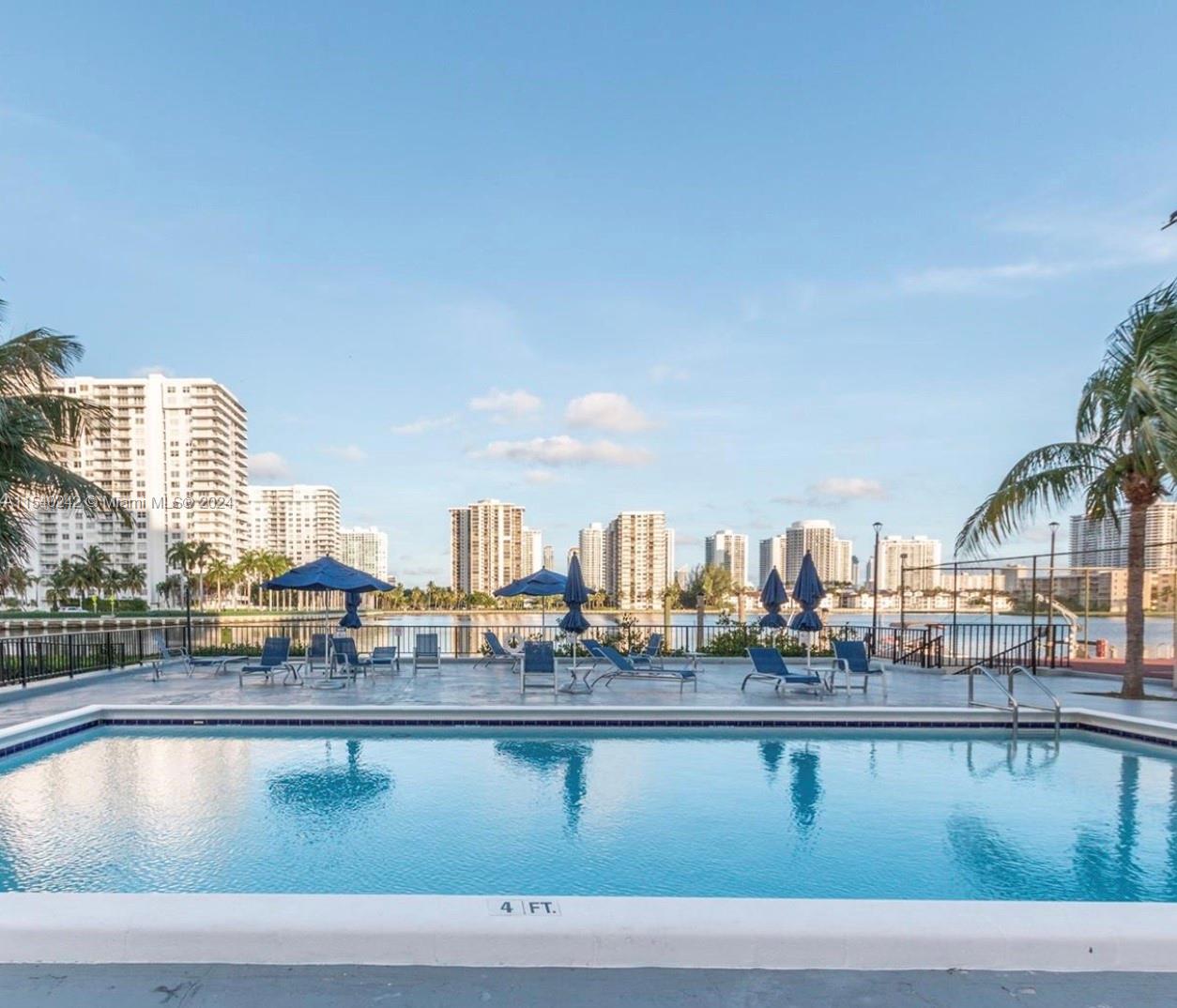 COMMODORE PLAZA CONDO - Residential