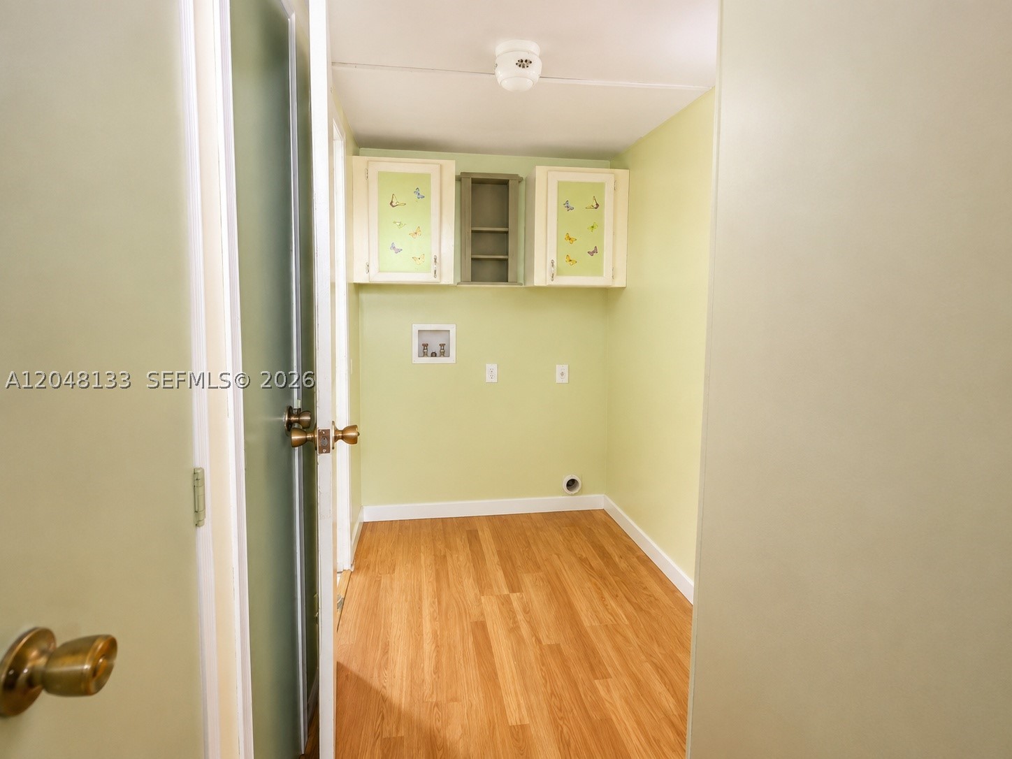 AMERICANA VILLAGE CONDO - Residential Lease