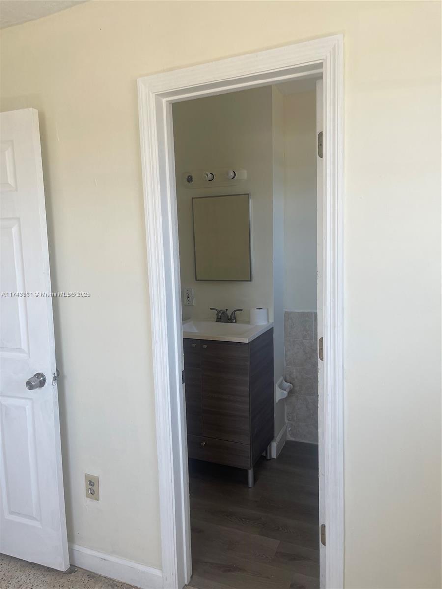 ROSEHAVEN - Residential Lease