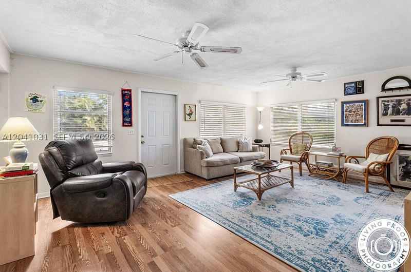PALM BEACH GARDENS 6 - Residential