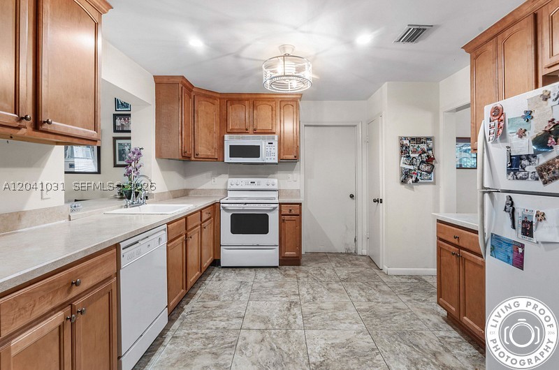 PALM BEACH GARDENS 6 - Residential