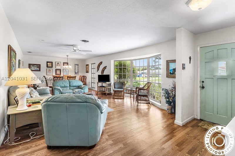 PALM BEACH GARDENS 6 - Residential