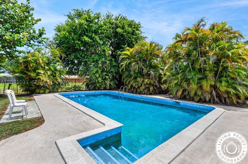 PALM BEACH GARDENS 6 - Residential