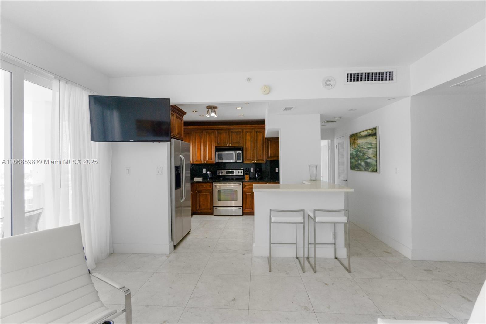 THE DECOPLAGE CONDO - Residential