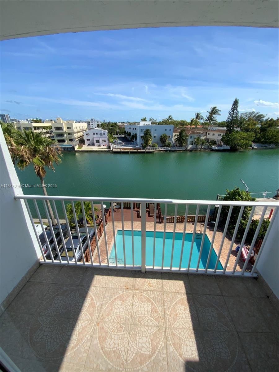 CORAL BAY CLUB CONDO - Residential Lease