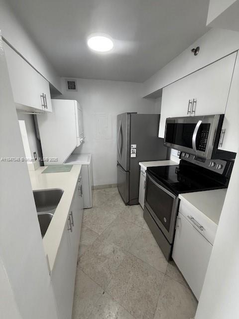 CORAL BAY CLUB CONDO - Residential Lease