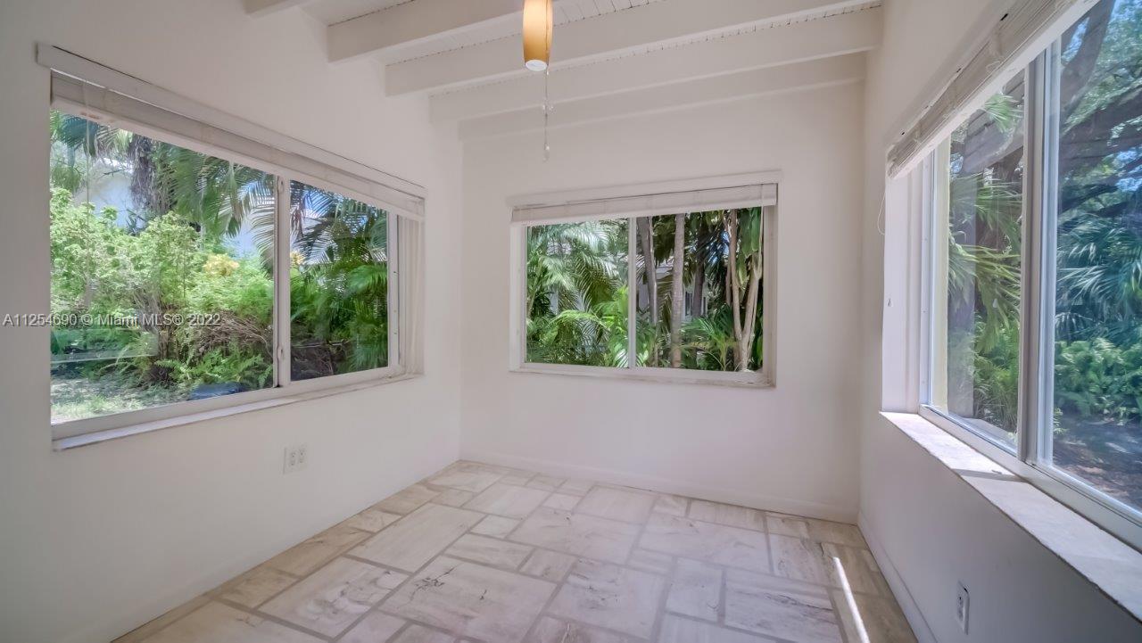 GRIFFINGS BISCAYNE PK EST - Residential Lease