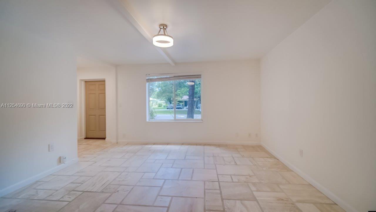 GRIFFINGS BISCAYNE PK EST - Residential Lease