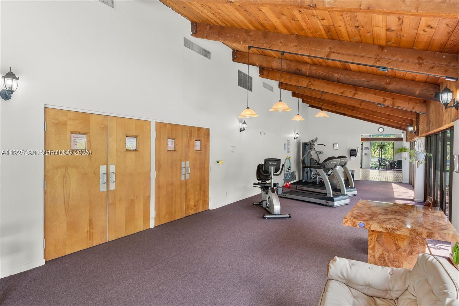 1 OF PALM SPRINGS 2 CONDO - Residential Lease