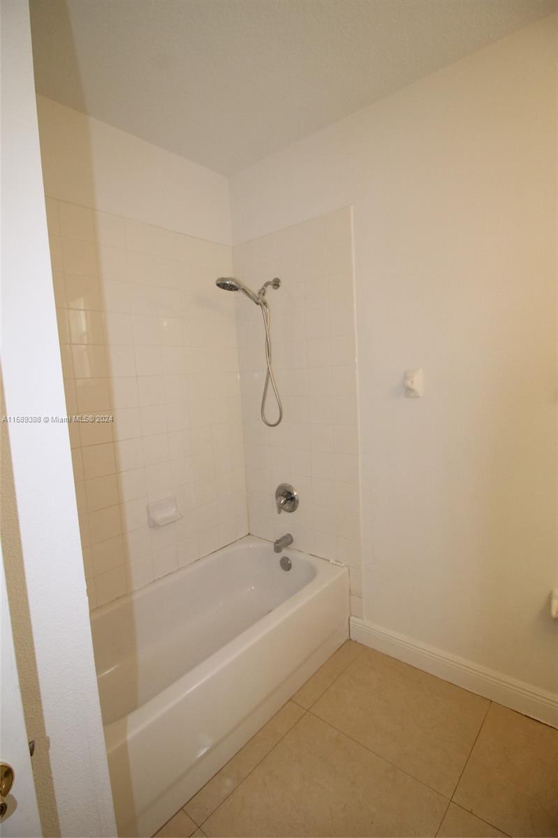 CANTAMAR - Residential Lease