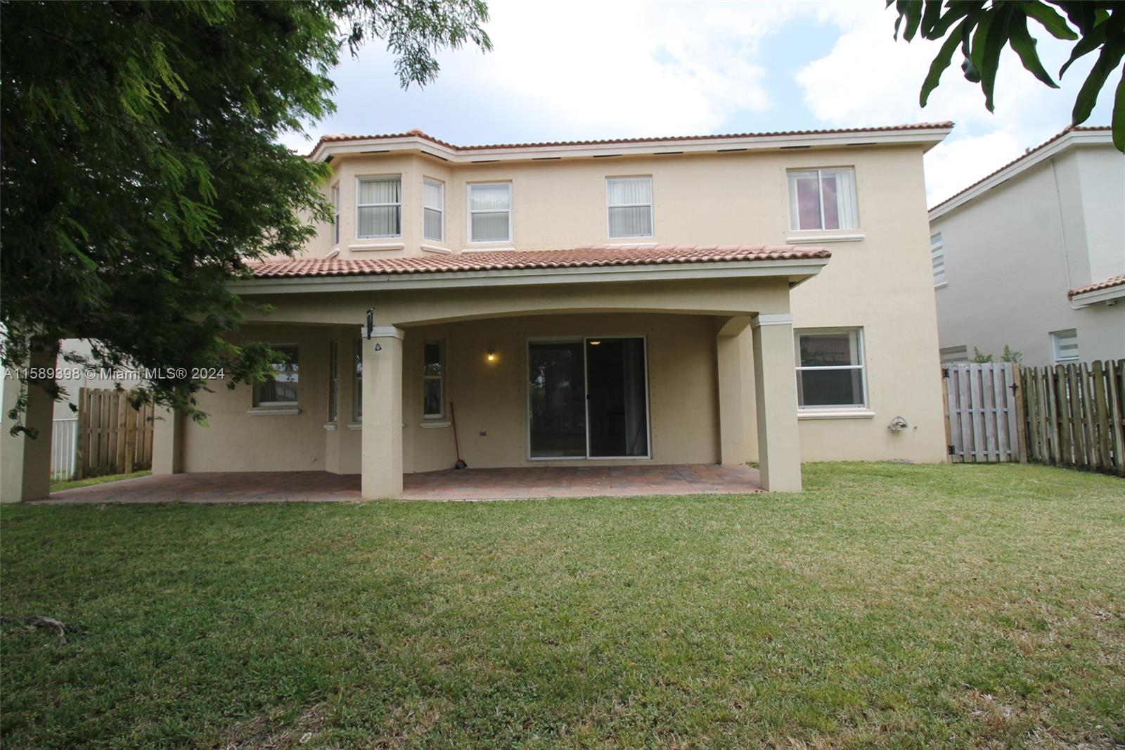 CANTAMAR - Residential Lease