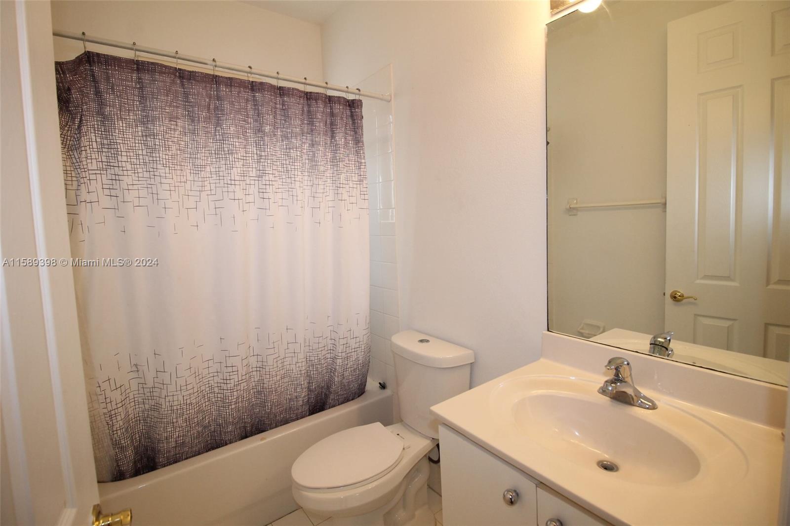CANTAMAR - Residential Lease