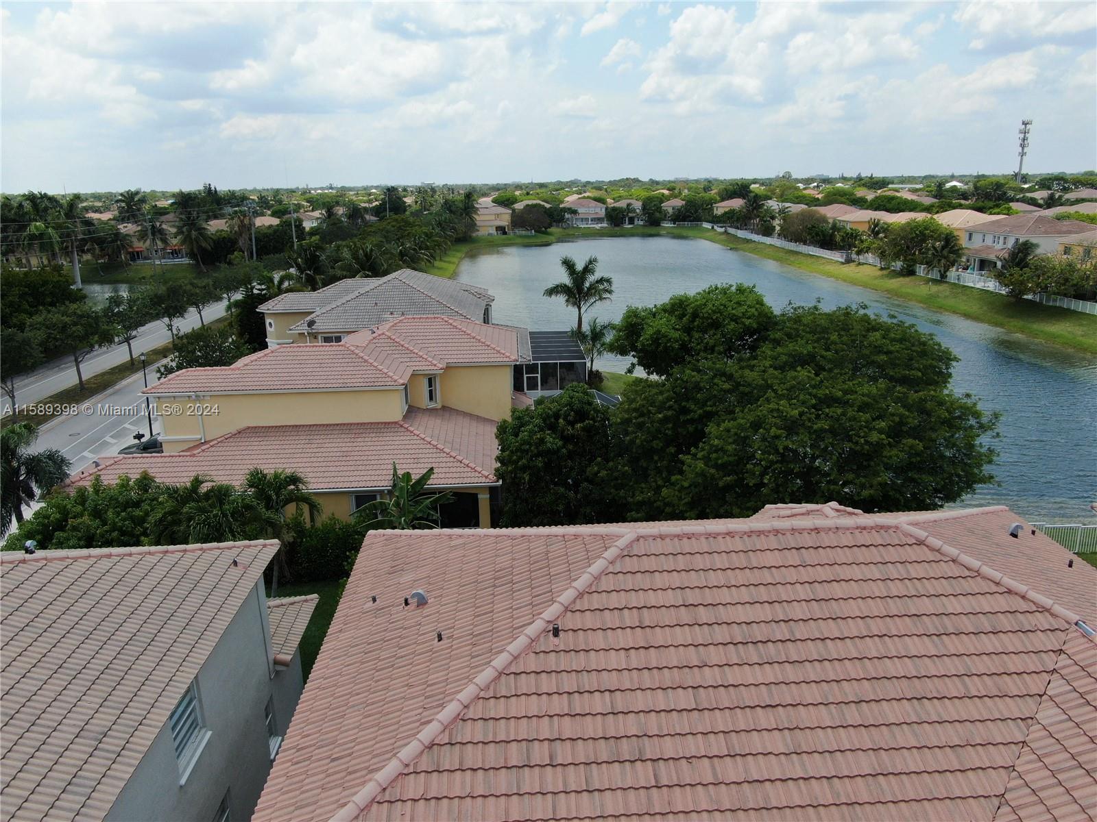 CANTAMAR - Residential Lease