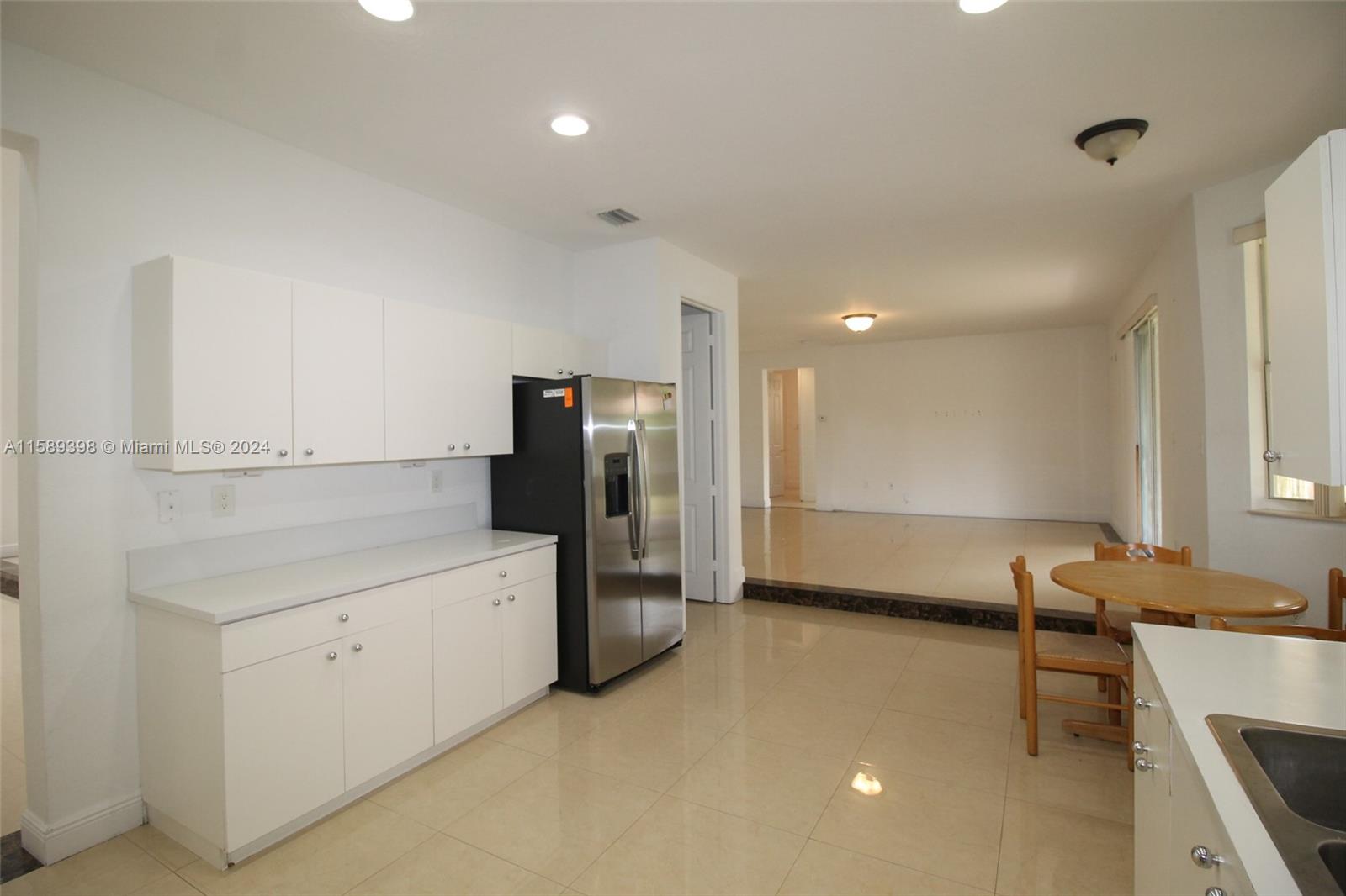 CANTAMAR - Residential Lease