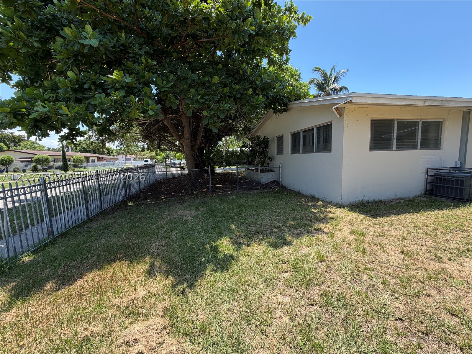 HIGHLAND MANOR SEC 1 - Residential