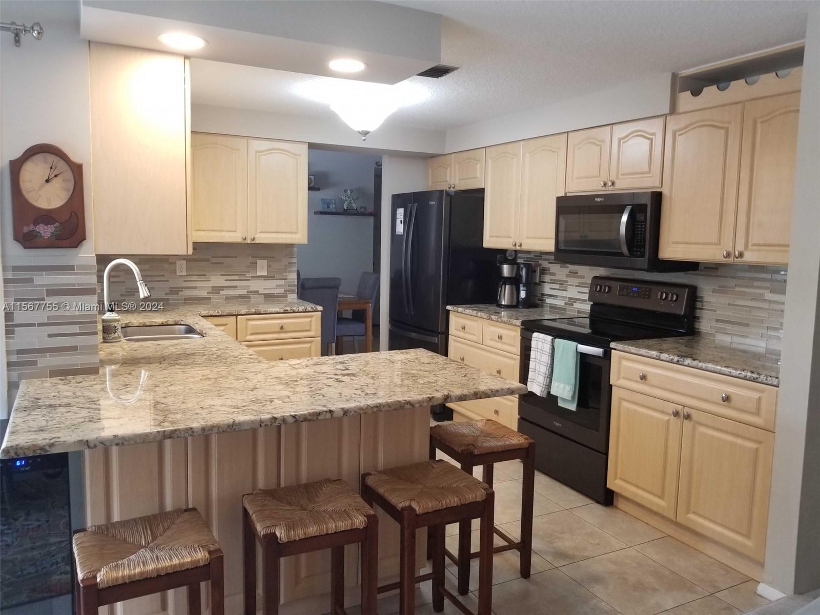 INDIAN WELLS - Residential