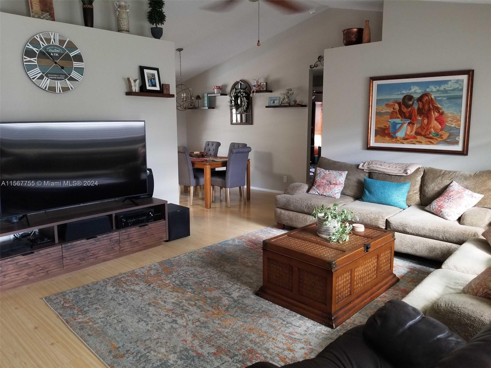 INDIAN WELLS - Residential