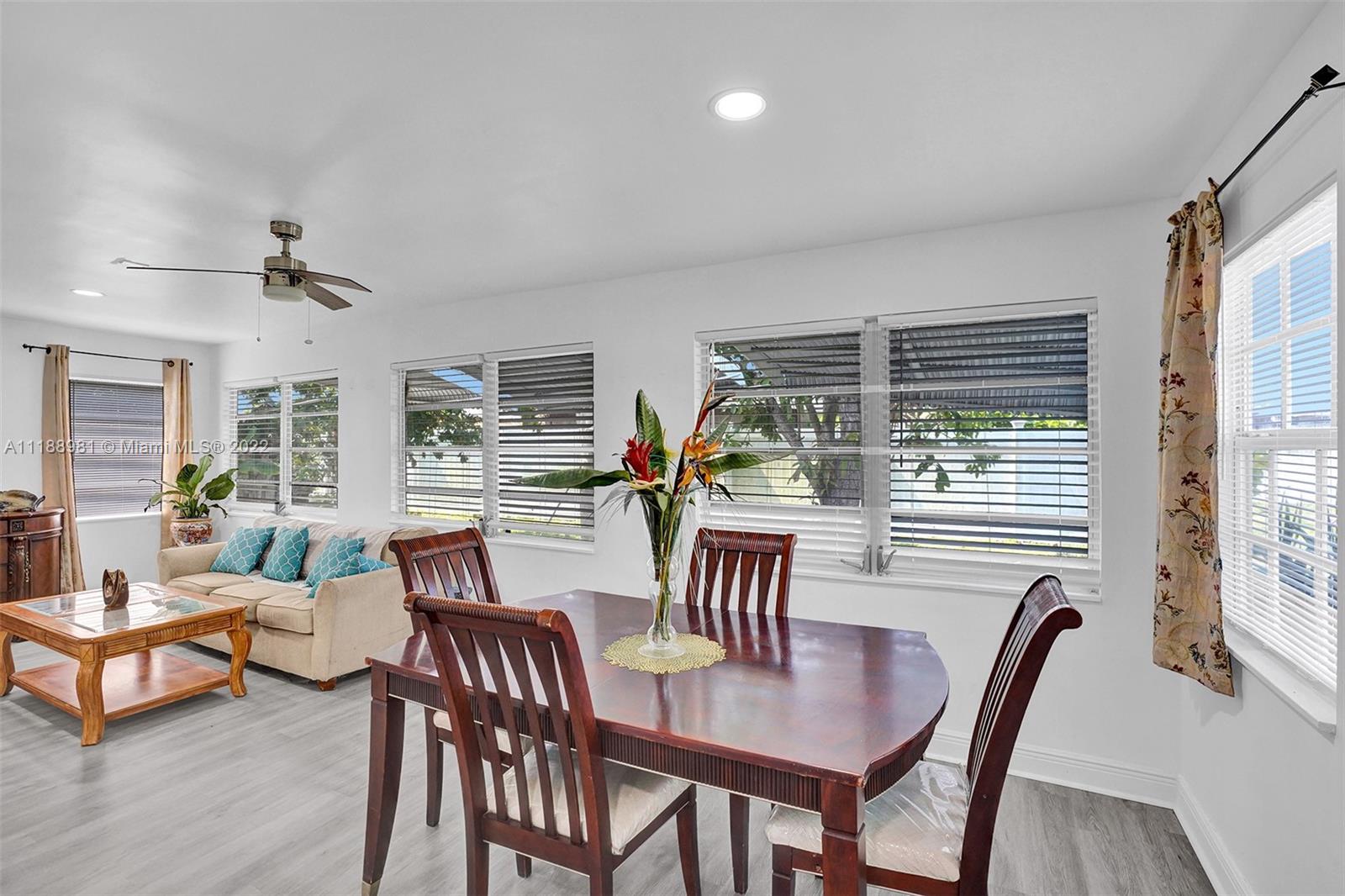PARADISE GARDENS - Residential