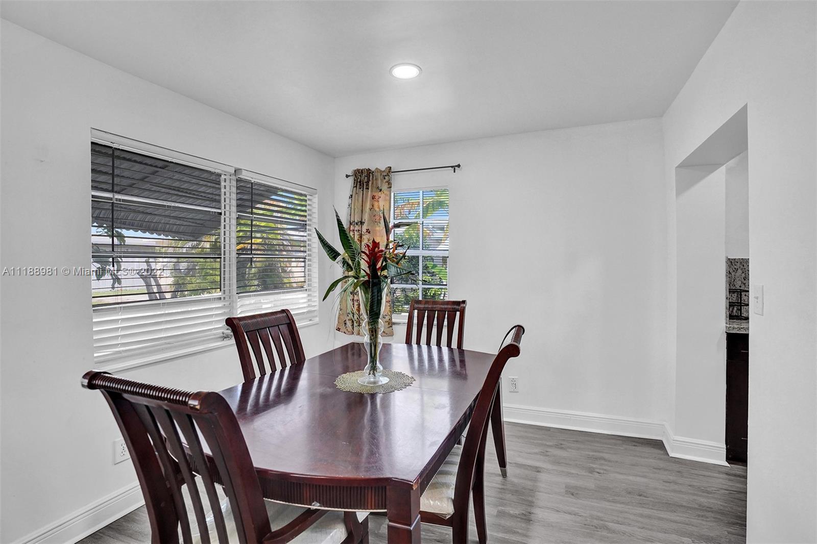 PARADISE GARDENS - Residential