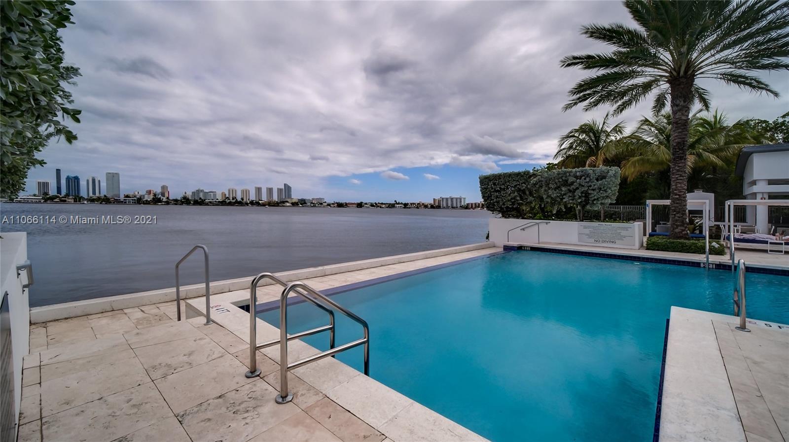 MARINA PALMS RESIDENCES S - Residential