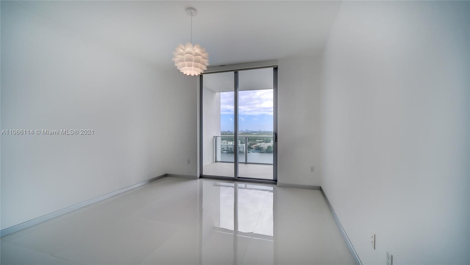 MARINA PALMS RESIDENCES S - Residential