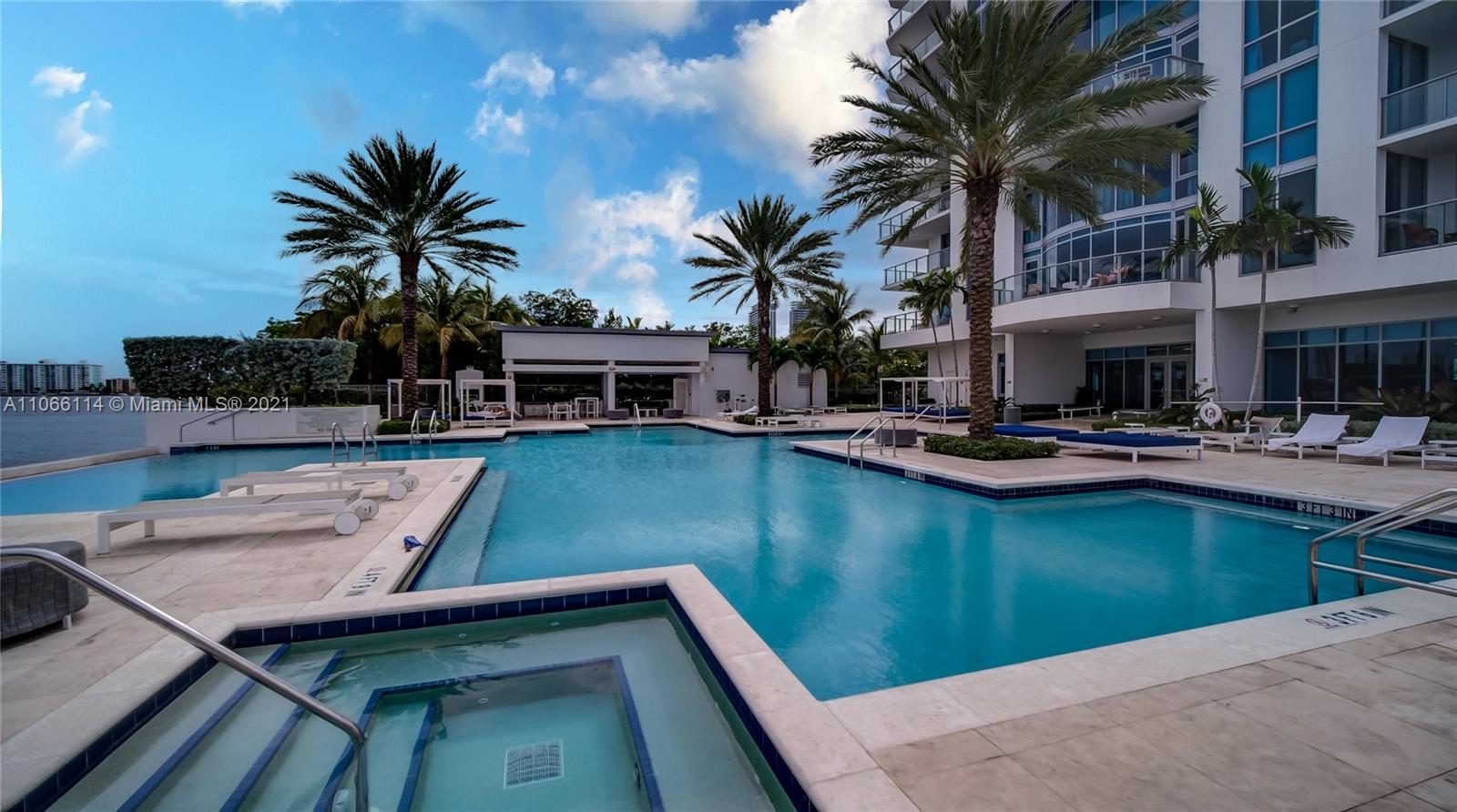 MARINA PALMS RESIDENCES S - Residential