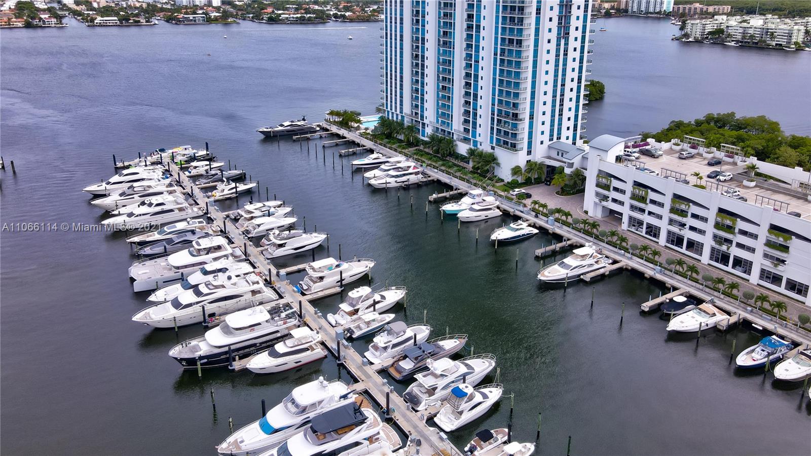 MARINA PALMS RESIDENCES S - Residential