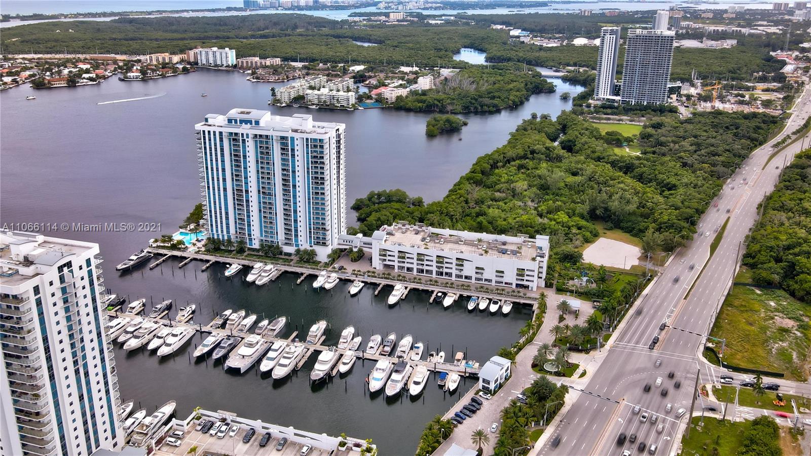 MARINA PALMS RESIDENCES S - Residential