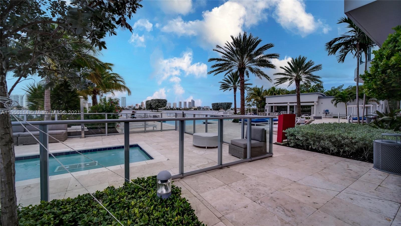 MARINA PALMS RESIDENCES S - Residential